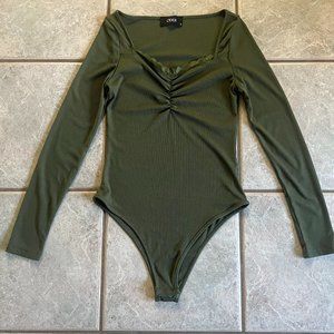 Cider Sweetheart Solid Green Long Sleeve Body Suit - Size S